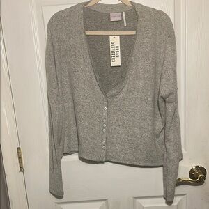 NWT Urban Outfitters Gray Women's Sweater